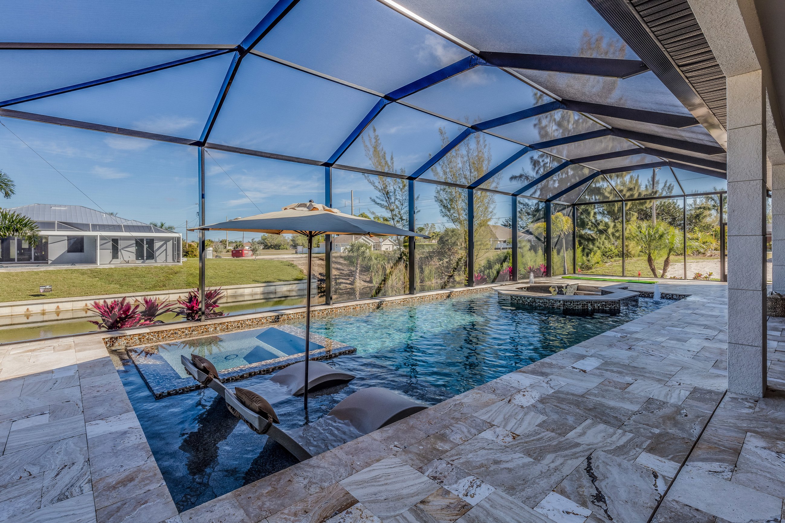 Large pool area with enclosure